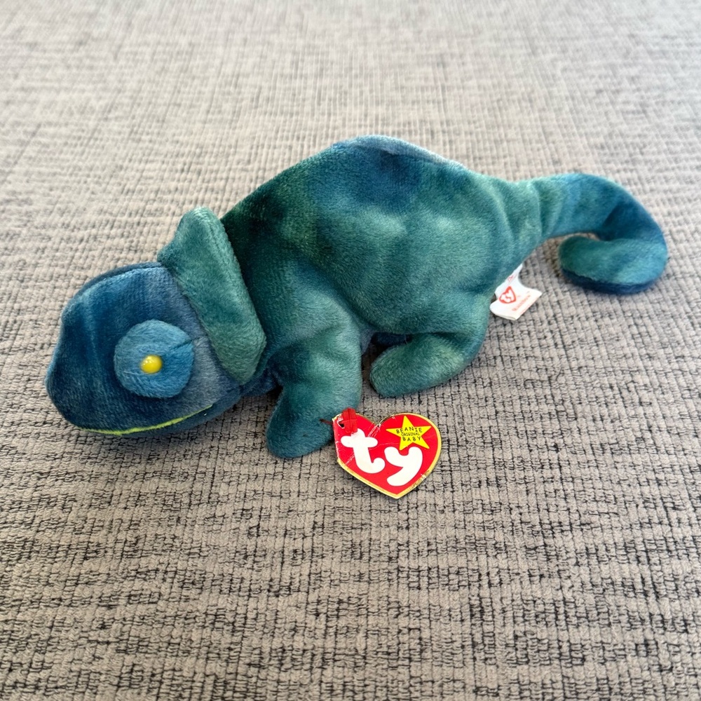 Rainbow the Chameleon Beanie Baby by Ty